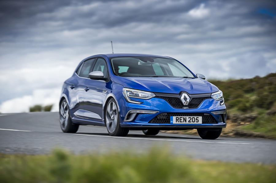  Renault Megane GT 2016 года  (UK) (фото 24 из 39)